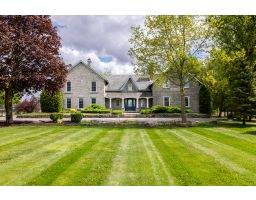 12374 County Rd 43, Winchester, Ontario