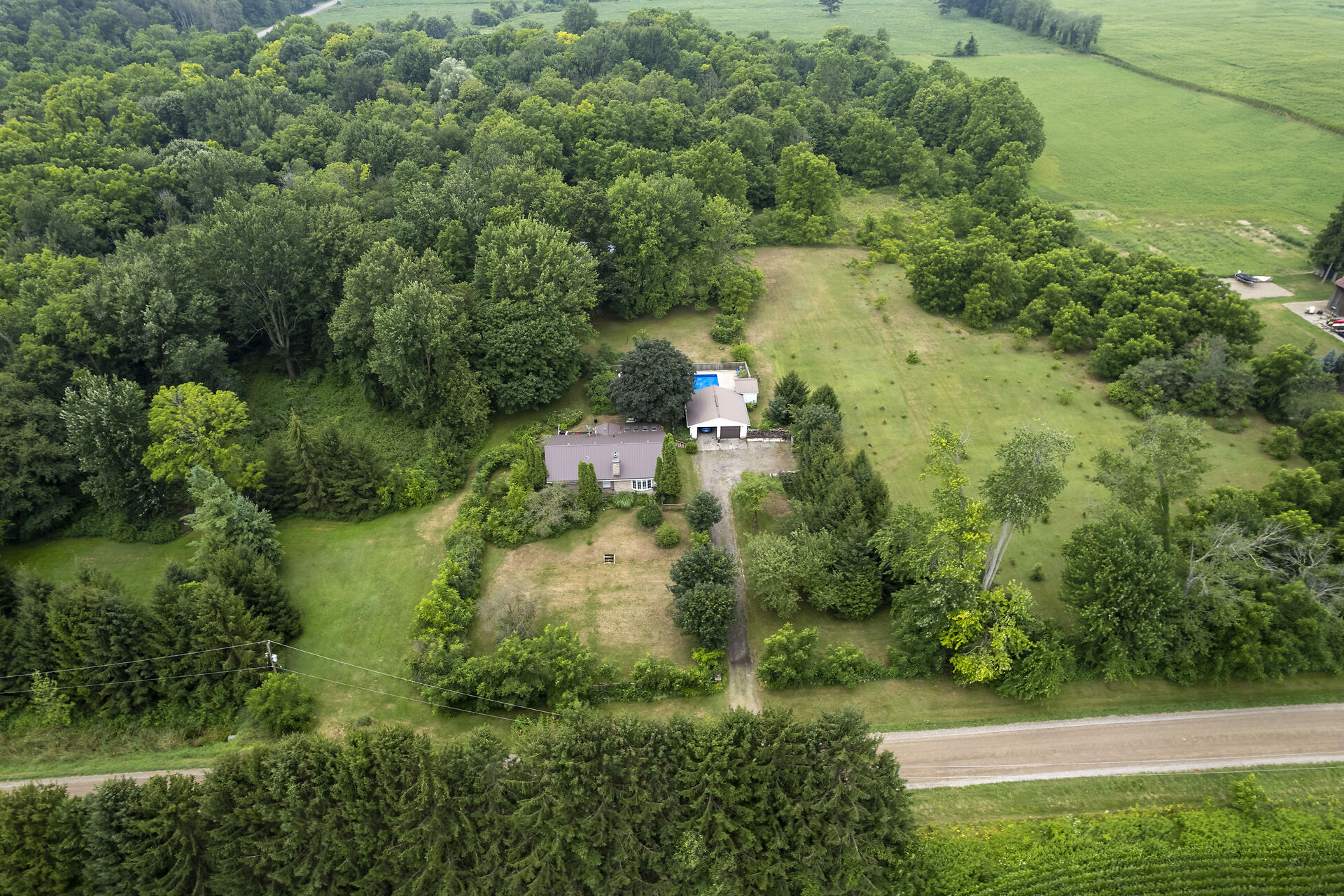 23891 Sutherland Road, Strathroy-Caradoc, Ontario    - Photo 3 - RP741328910