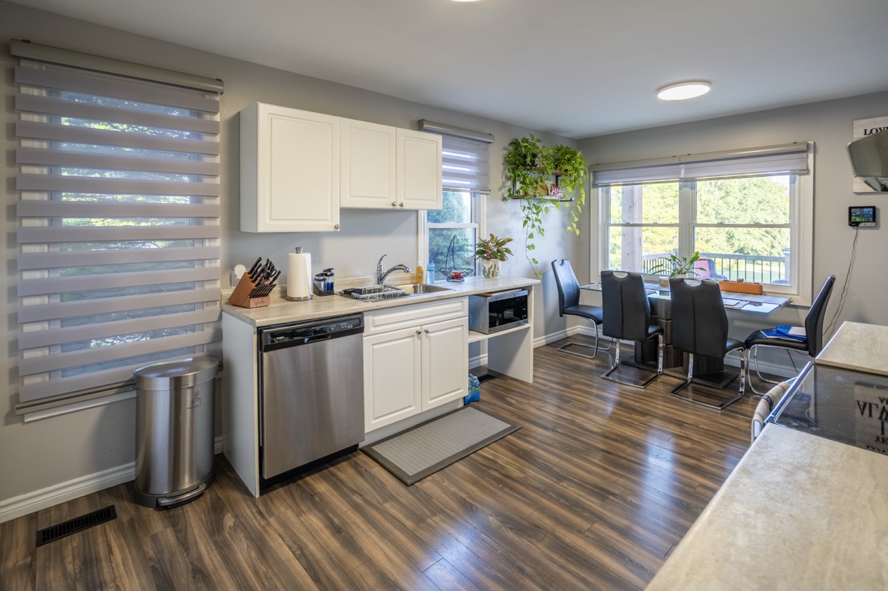 7496 Decker Dr, London, Ontario    - Photo 18 - RP585519645