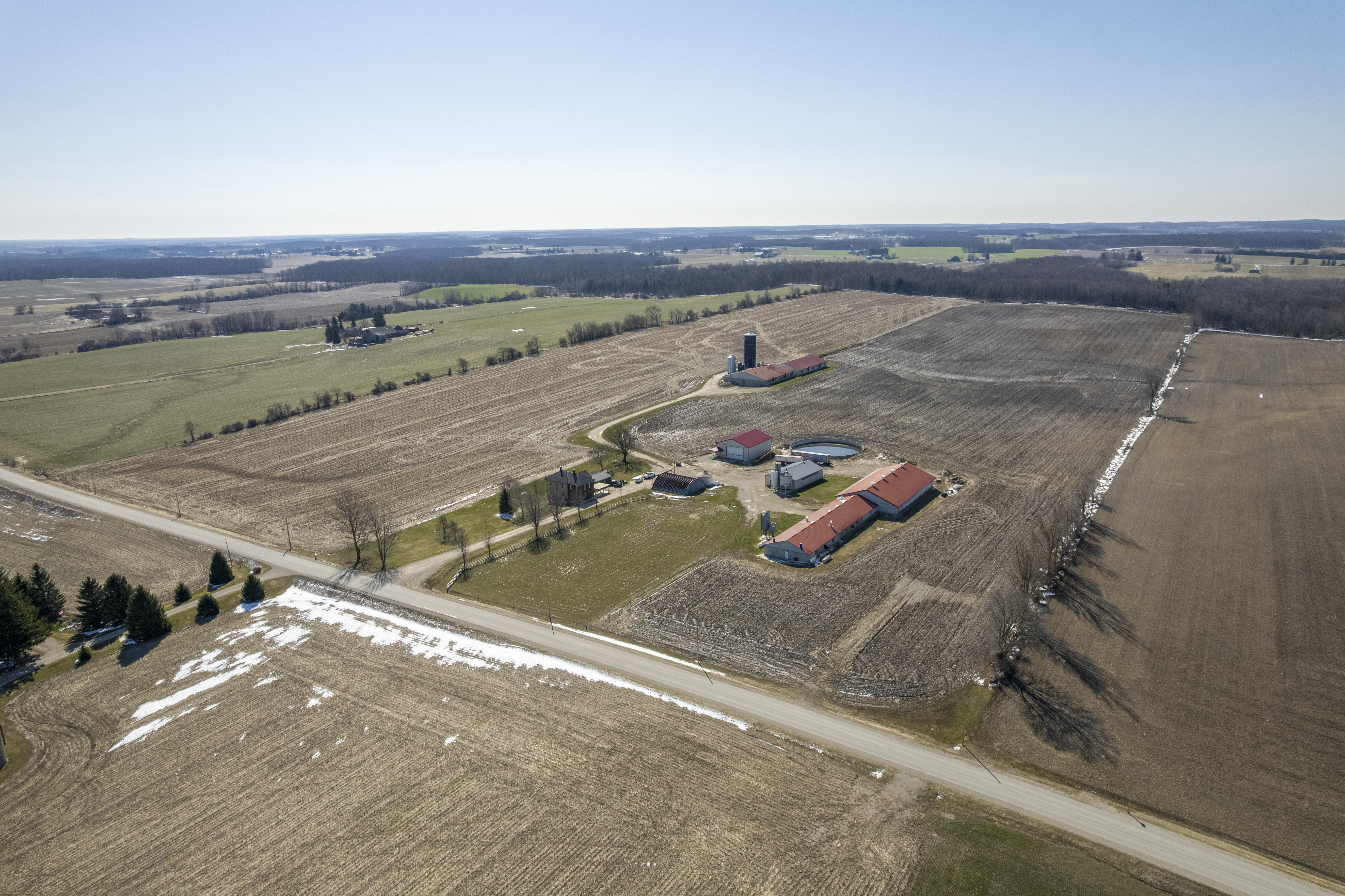 737 Concession Rd 12 E, Mildmay, Ontario    - Photo 1 - RP5743452869