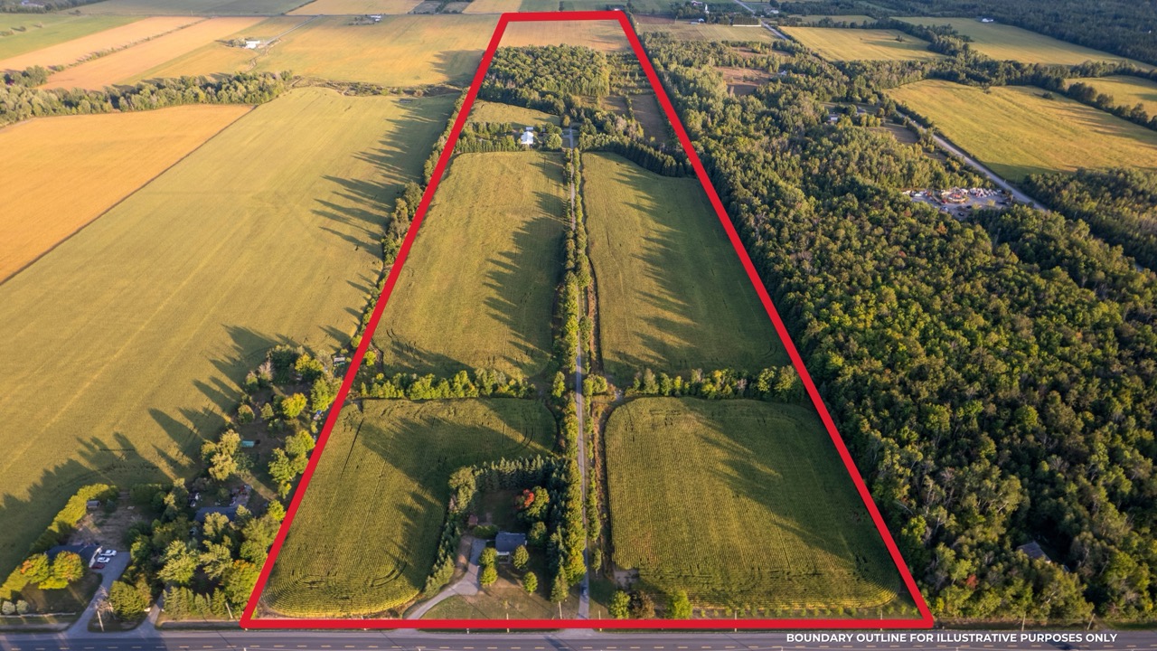 3000/2980 Roger Stevens Drive, North Gower, Ontario    - Photo 2 - RP5438435419