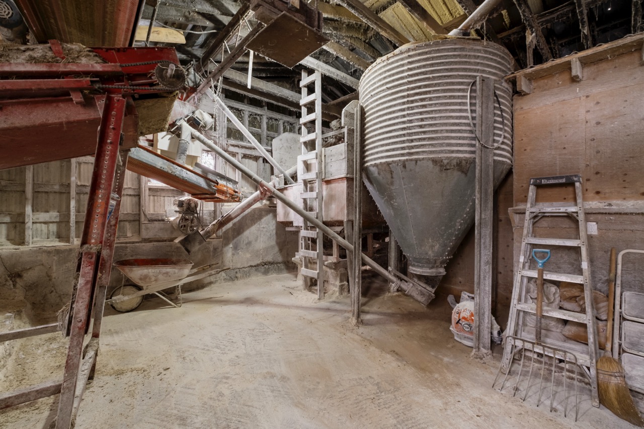 5205 13 Line, Harriston, Ontario    - Photo 15 - RP7040110884