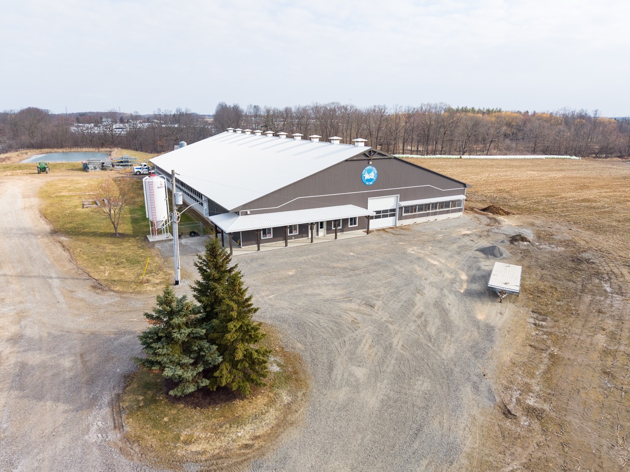 7645 Range Road 1, Smithville, Ontario    - Photo 1 - RP9549187326