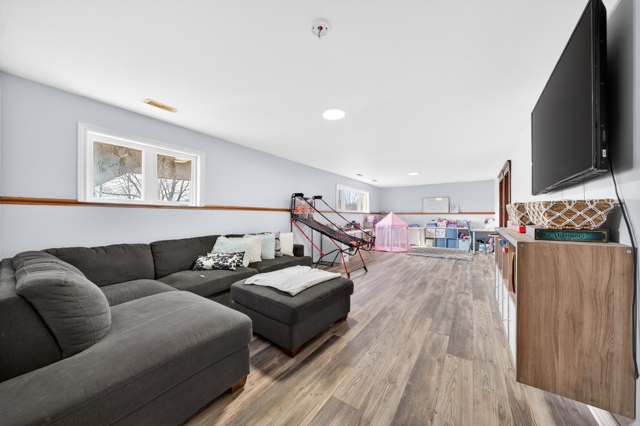 7645 Range Road 1, Smithville, Ontario    - Photo 36 - RP9549187326