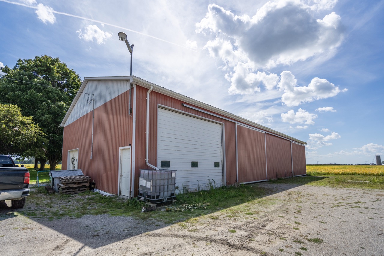 26523 Poplar Hill Rd, Parkhill, Ontario    - Photo 22 - RP513250874