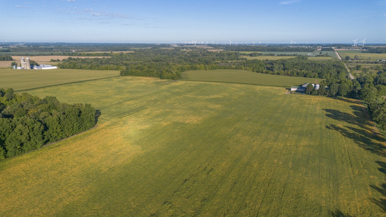 26523 Poplar Hill Rd, Parkhill, Ontario    - Photo 4 - RP513250874