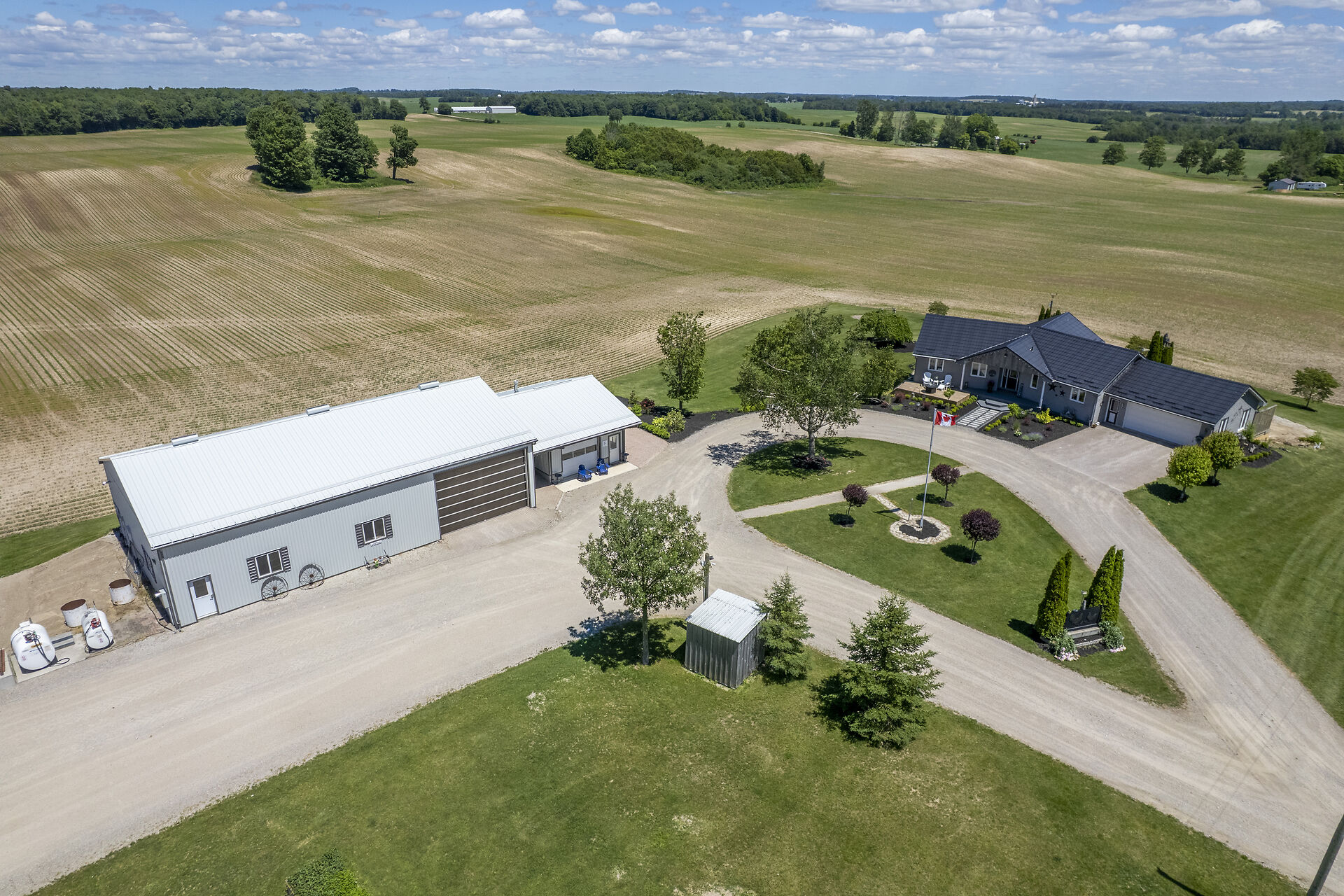 39372 Winthrop Rd, Central Huron, Ontario    - Photo 2 - RP2569040112