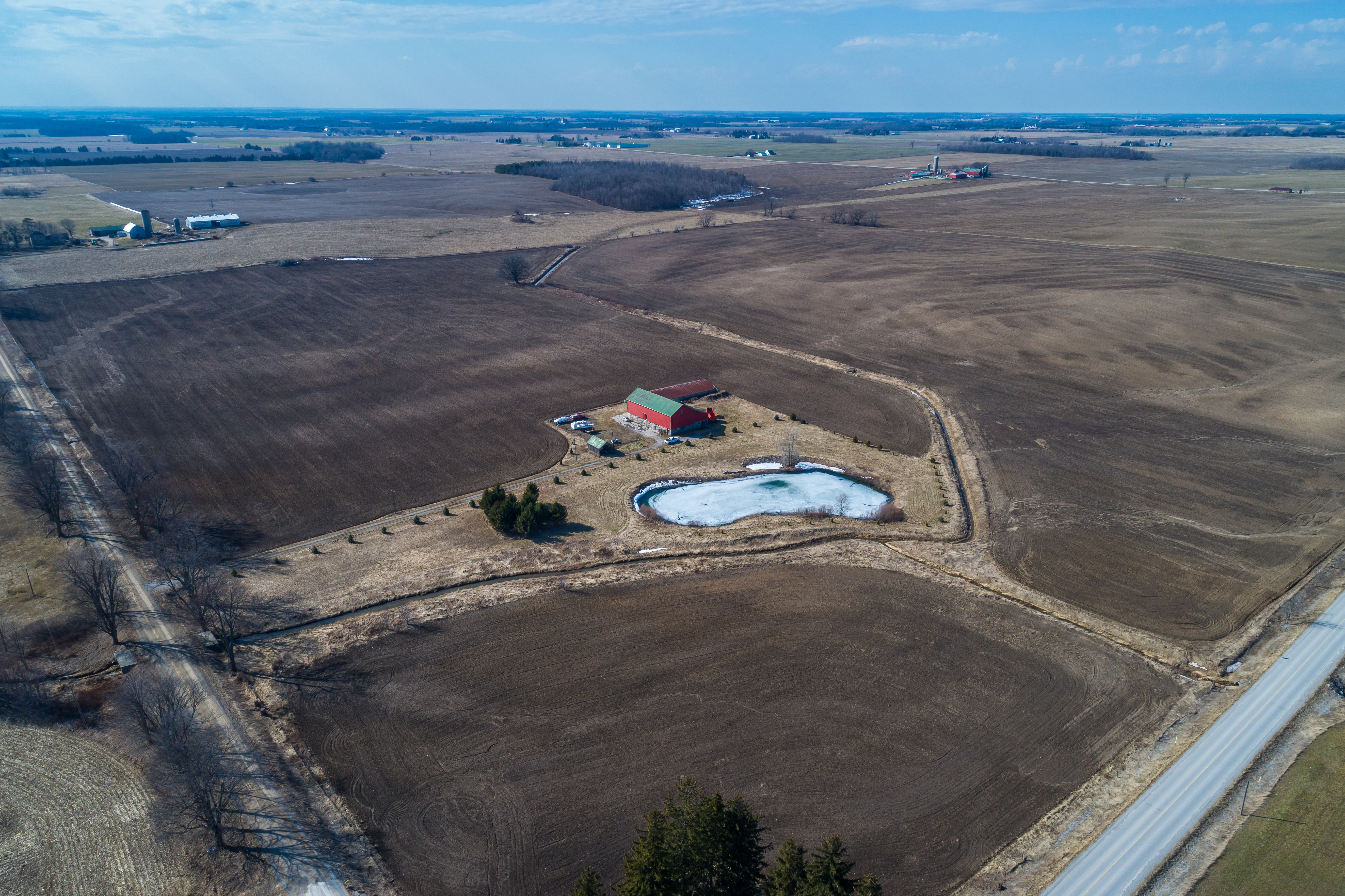 13802 Fourteen Mile, Denfield, Ontario  N0M 1P0 - Photo 1 - RP4178076432