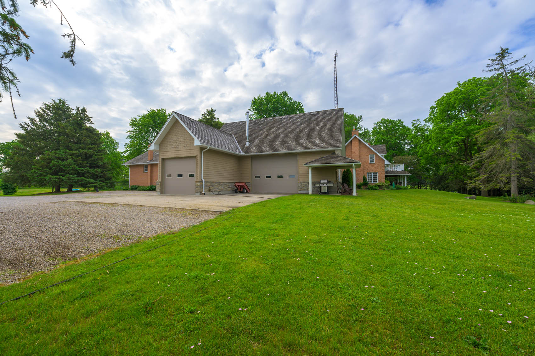 13700 Nine Mile Road, Ilderton, Ontario  N0M 2A0 - Photo 13 - RP4050687459