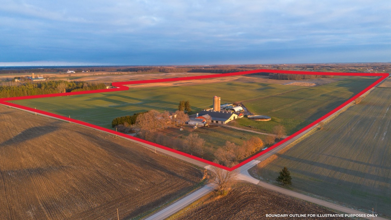 38152 Hawkins Rd, Auburn, Ontario    - Photo 3 - RP139954239