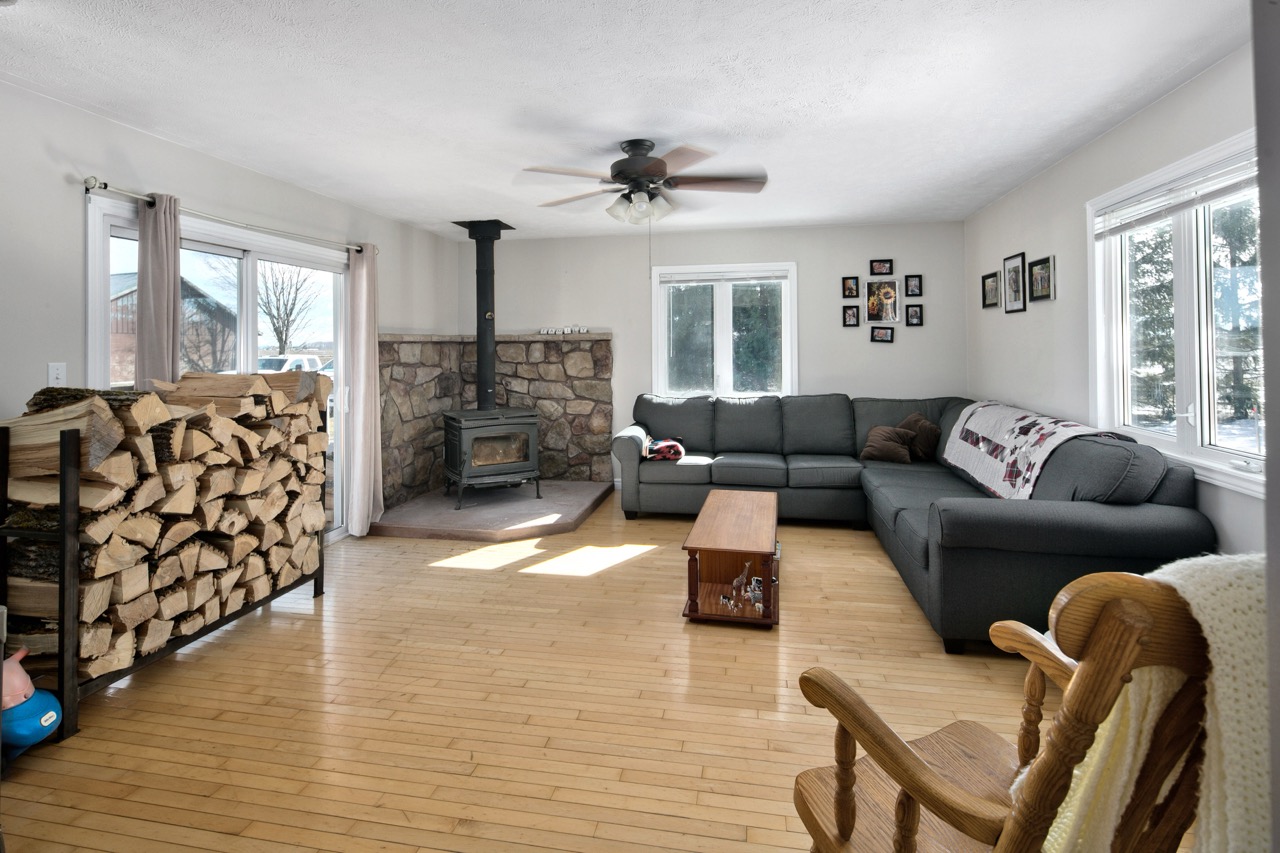 310135 Kemble Rock Road, Kemble, Ontario    - Photo 22 - RP943838875