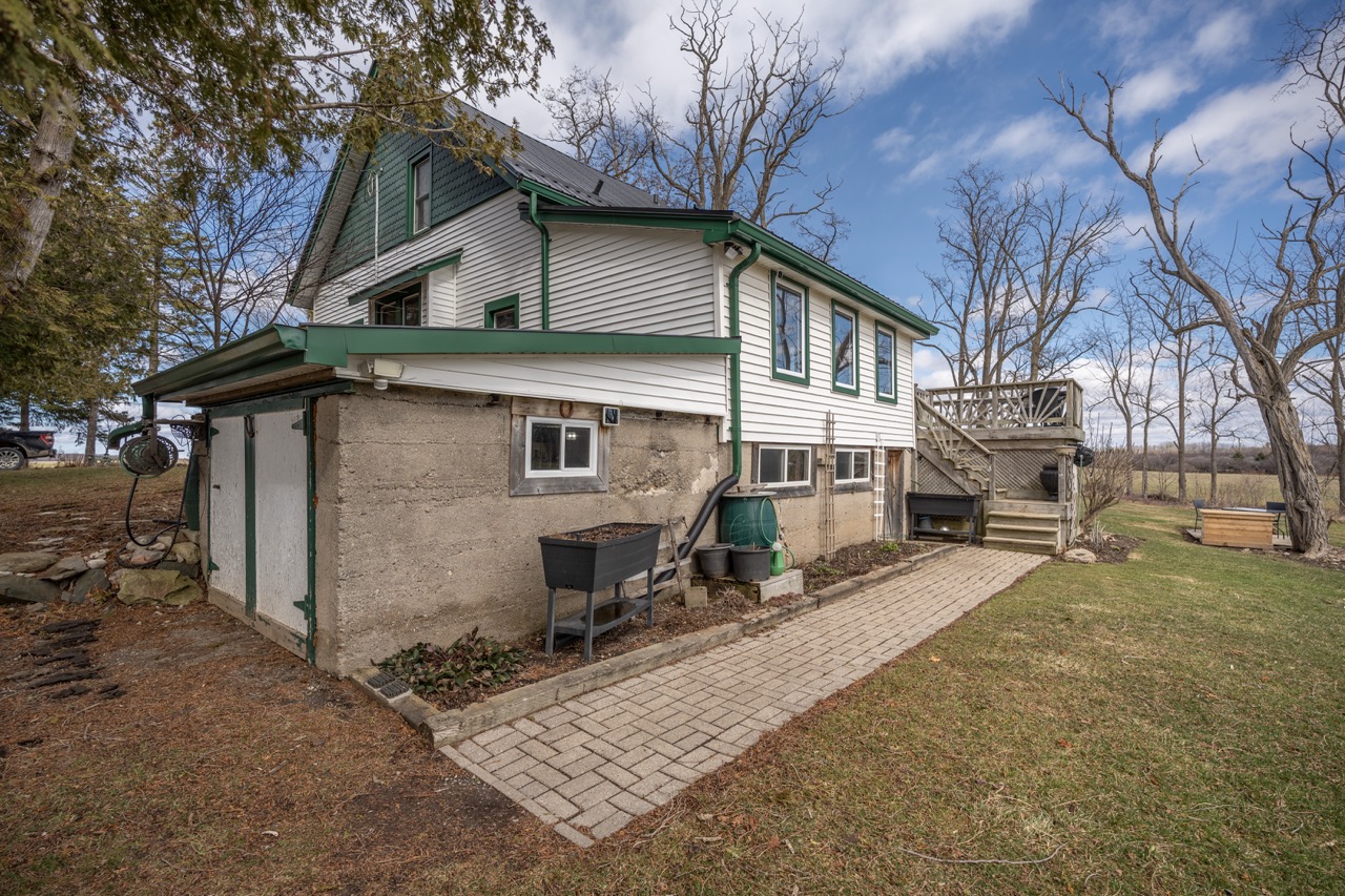 12675 Sixteen Mile Rd, Denfield, Ontario    - Photo 10 - RP4017114027