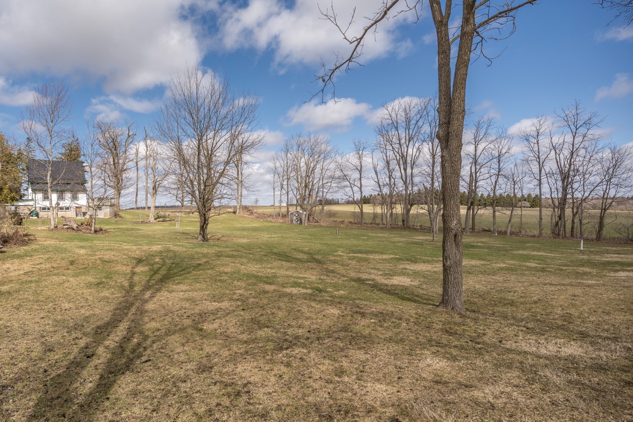 12675 Sixteen Mile Rd, Denfield, Ontario    - Photo 18 - RP4017114027