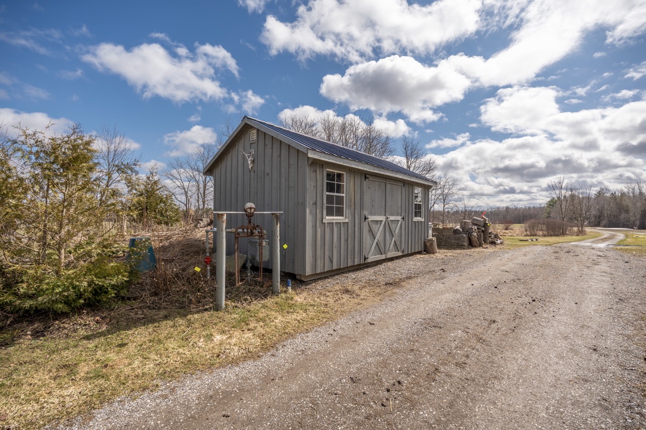 12675 Sixteen Mile Rd, Denfield, Ontario    - Photo 19 - RP4017114027