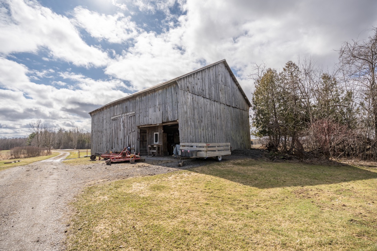 12675 Sixteen Mile Rd, Denfield, Ontario    - Photo 20 - RP4017114027