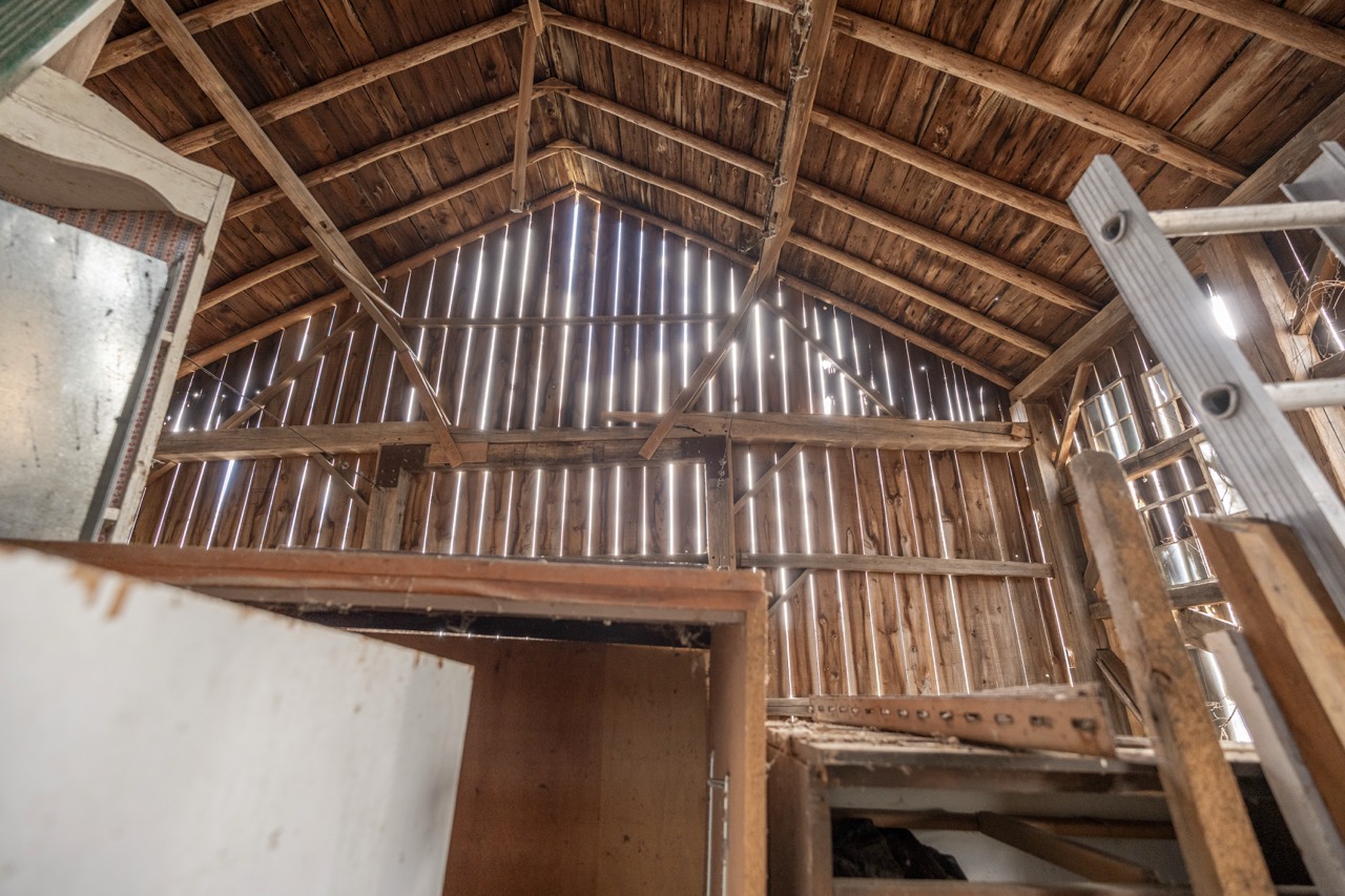 12675 Sixteen Mile Rd, Denfield, Ontario    - Photo 21 - RP4017114027